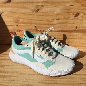 Vans Ultrarange Size 7